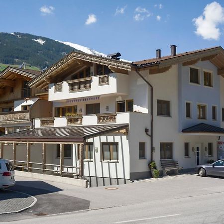 Sonnenappartement Mayrhofen Bagian luar foto